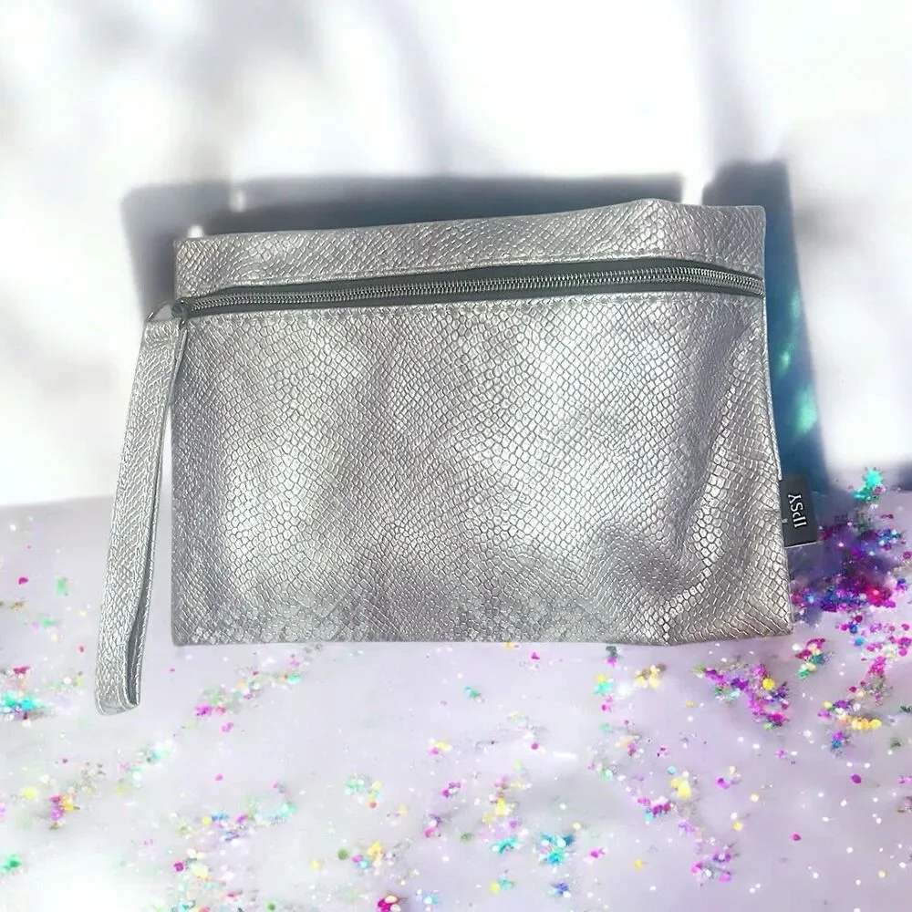 NOVEMBER 2024 Ipsy Glam Bag NWOB 5x7” - Bag only